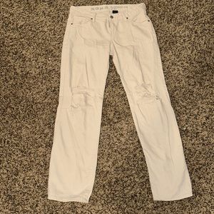 Tan 90s boyfriend jeans